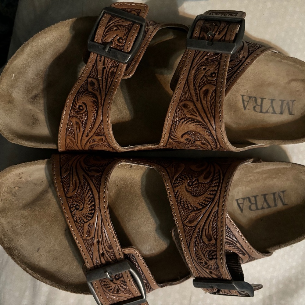 Myra leather western slides, size 9